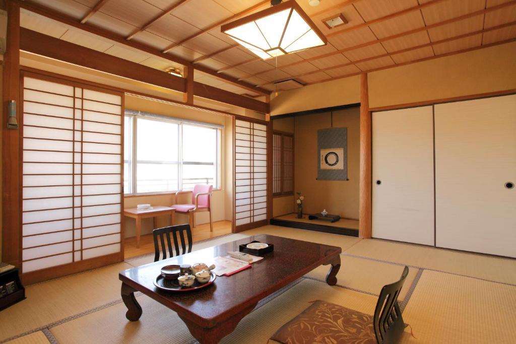 אורשינו Ryokan Oomuraya חדר תמונה